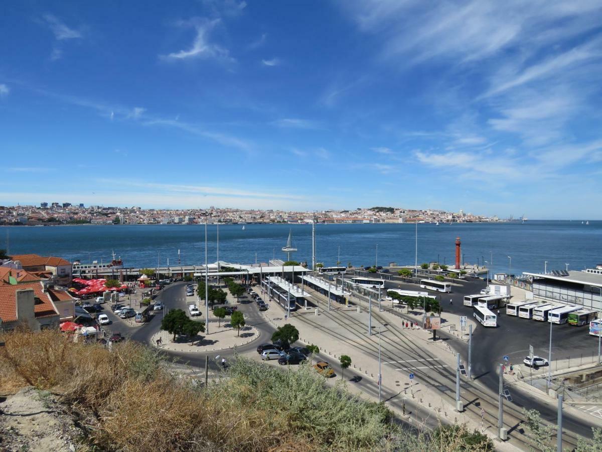 Tejo House River Lisbon Almada Exterior foto