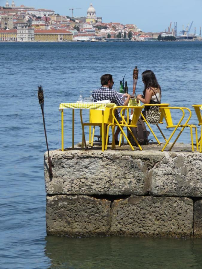 Tejo House River Lisbon Almada Exterior foto