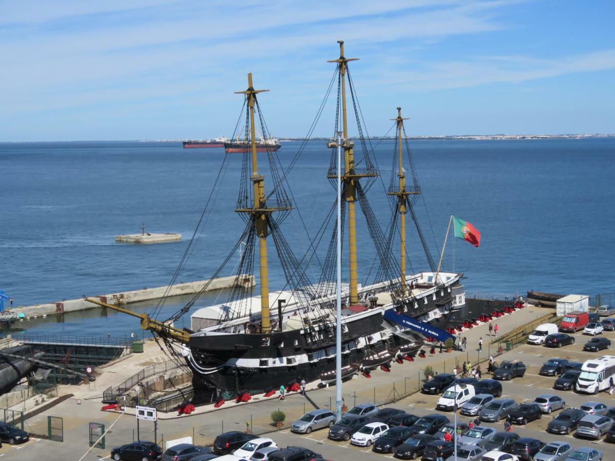 Tejo House River Lisbon Almada Exterior foto