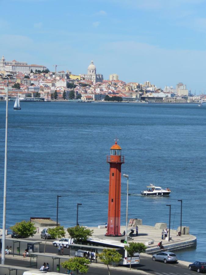 Tejo House River Lisbon Almada Exterior foto